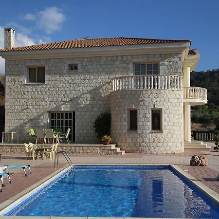 Villa Melyia Kato Pyrgos Bilik gambar
