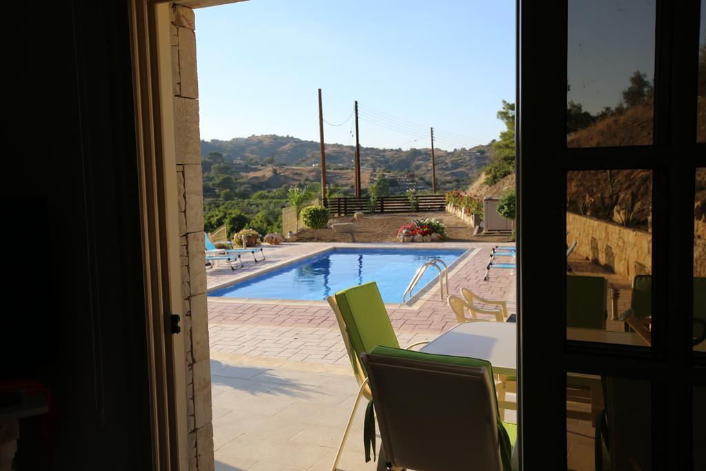 Villa Melyia Kato Pyrgos Bilik gambar