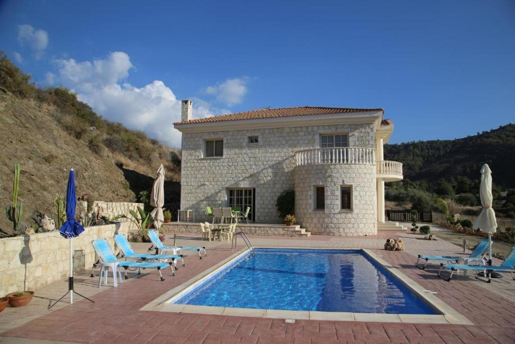 Villa Melyia Kato Pyrgos Luaran gambar